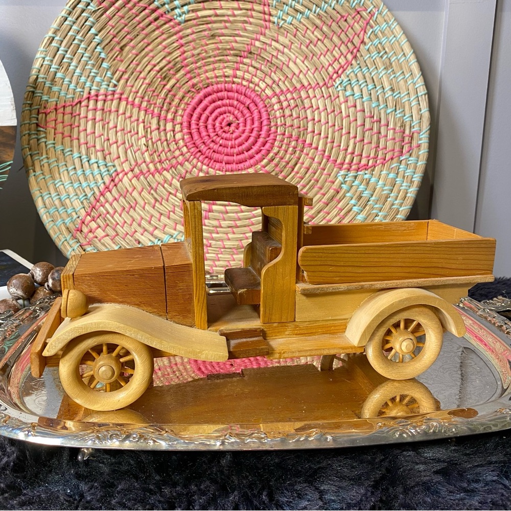 Vintage Handmade Wooden Antique Delivery Truck Model Decor - Natural Finish